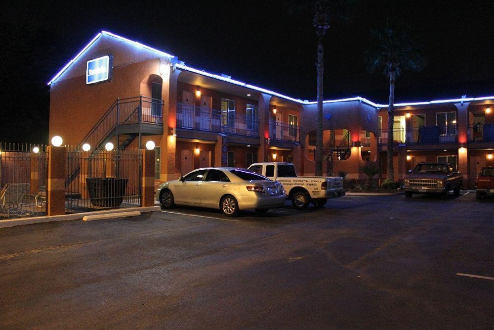 Econo Lodge Inn & Suites Near Lackland Afb San Antonio Exterior foto